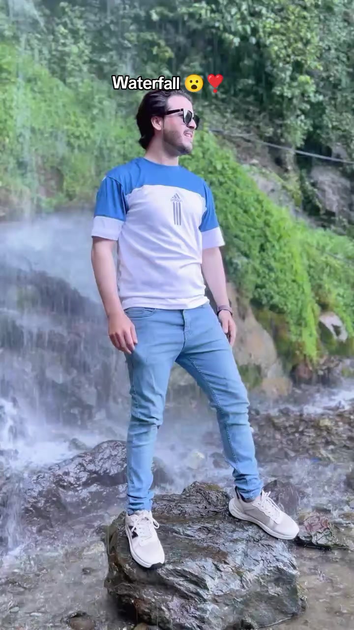 @SHAH RUKH 🦋🌸😻