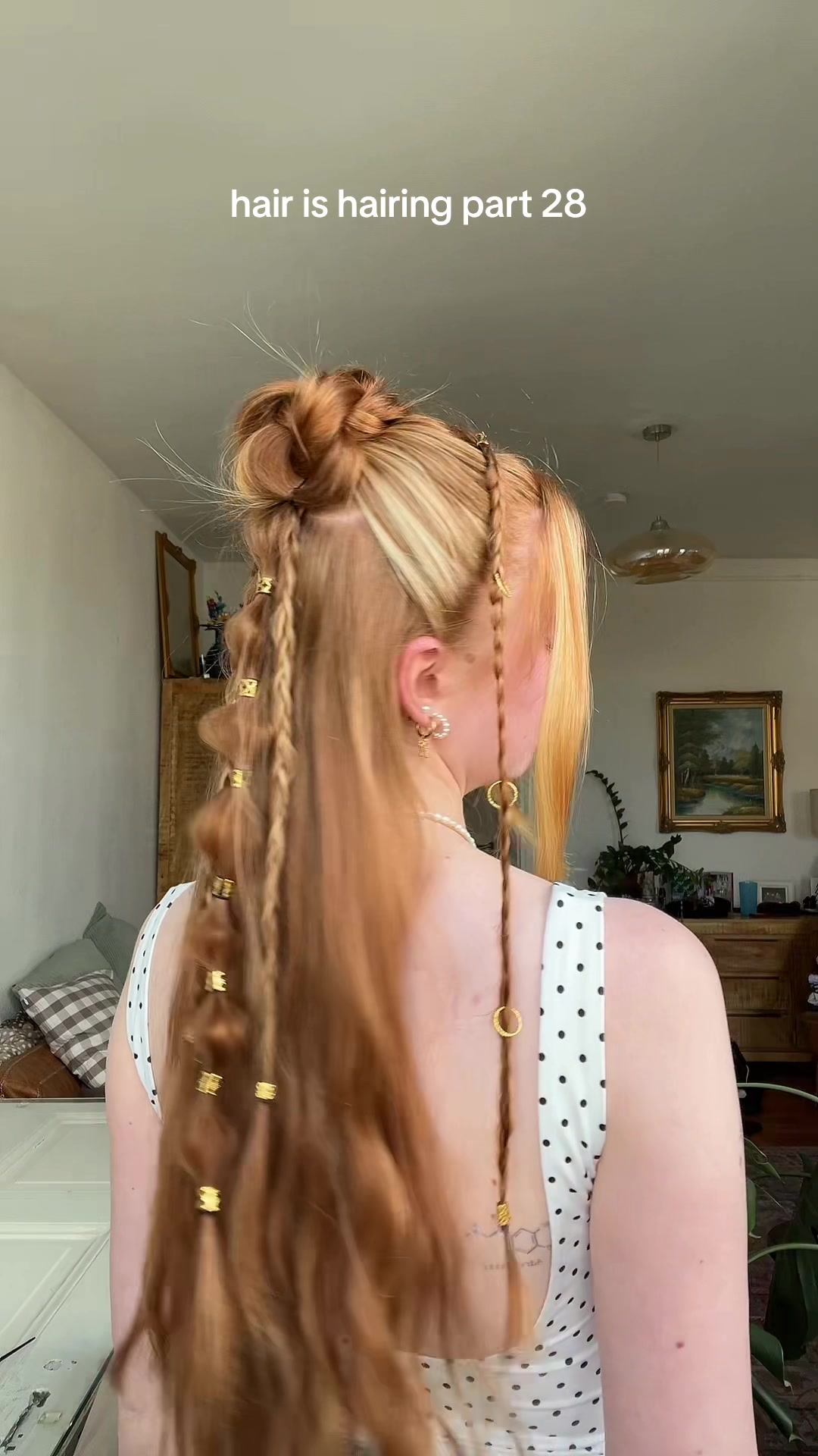 @𝐞𝐦𝐞𝐥𝐲
