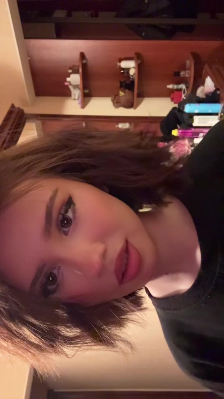 @Финик