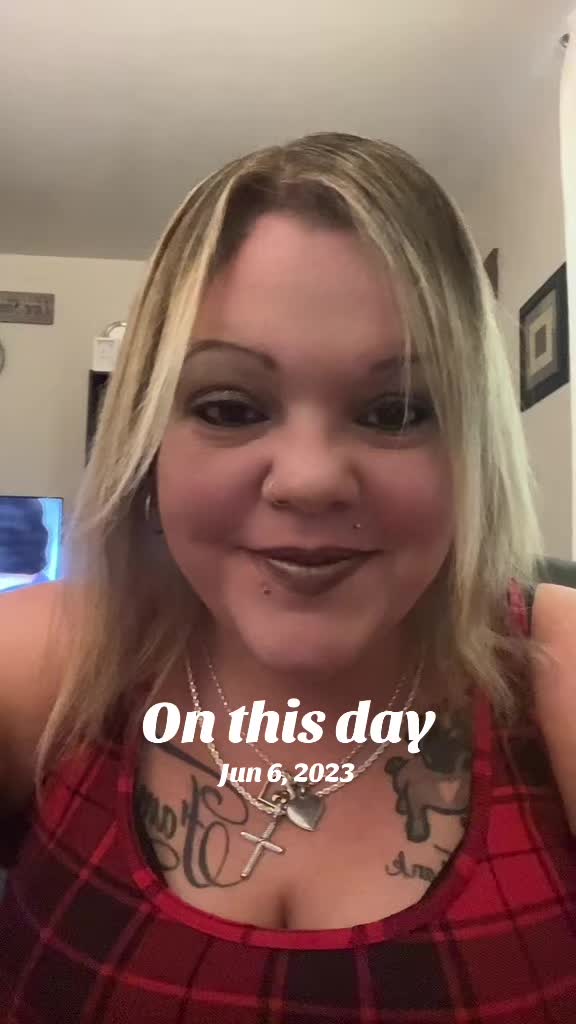 @😈😇Rebbecca🦿&hearts;️