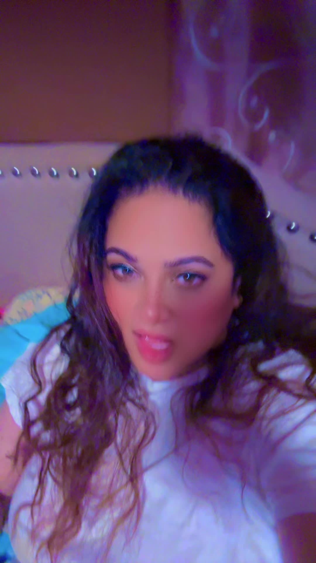 @PRIYA 3😘