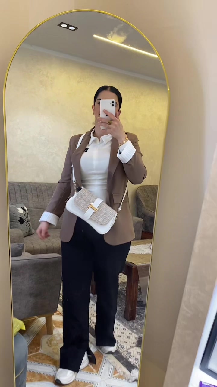 @amelblk40