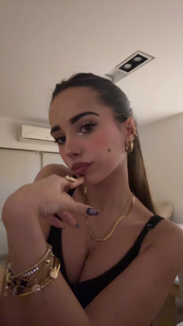 @Maiii🌙🦈