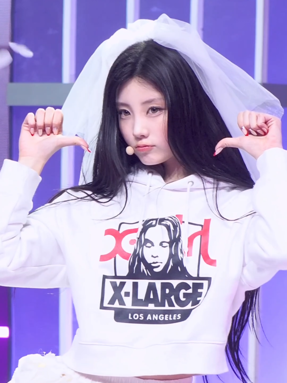 @kari 🕸️ | fancams!