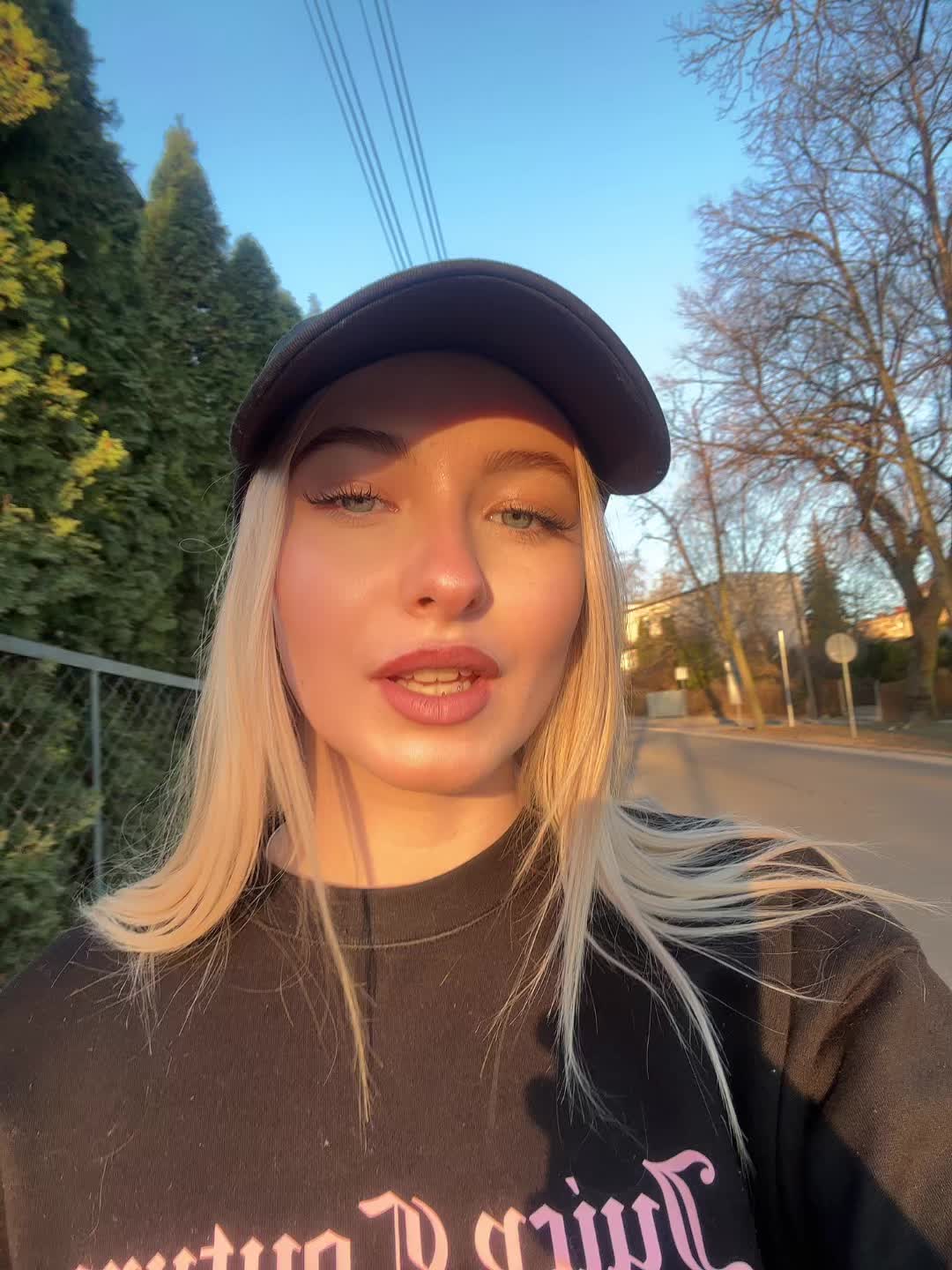 @Amelka🥷🏿