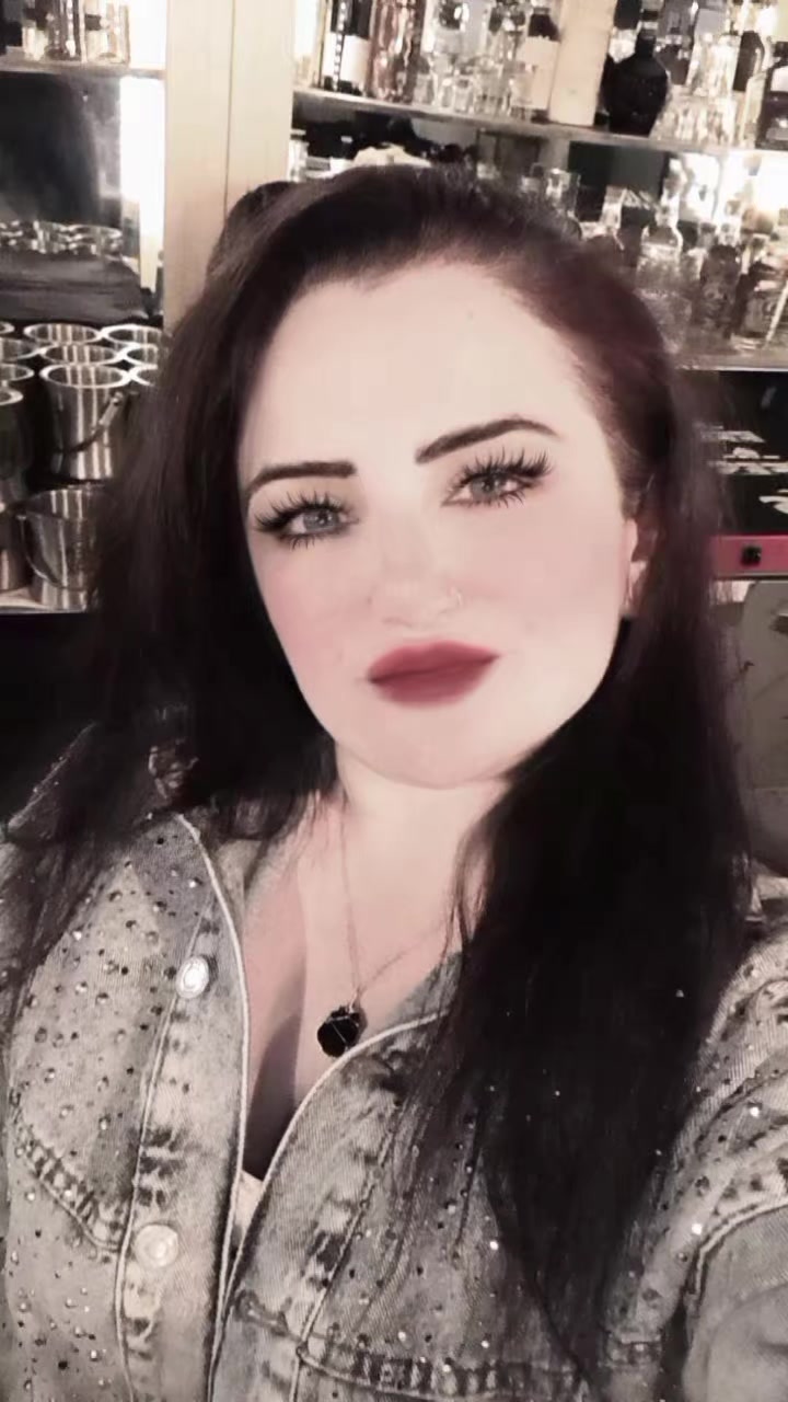 @Deli kadın