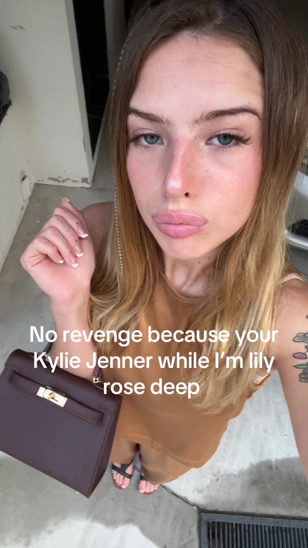 @Ana