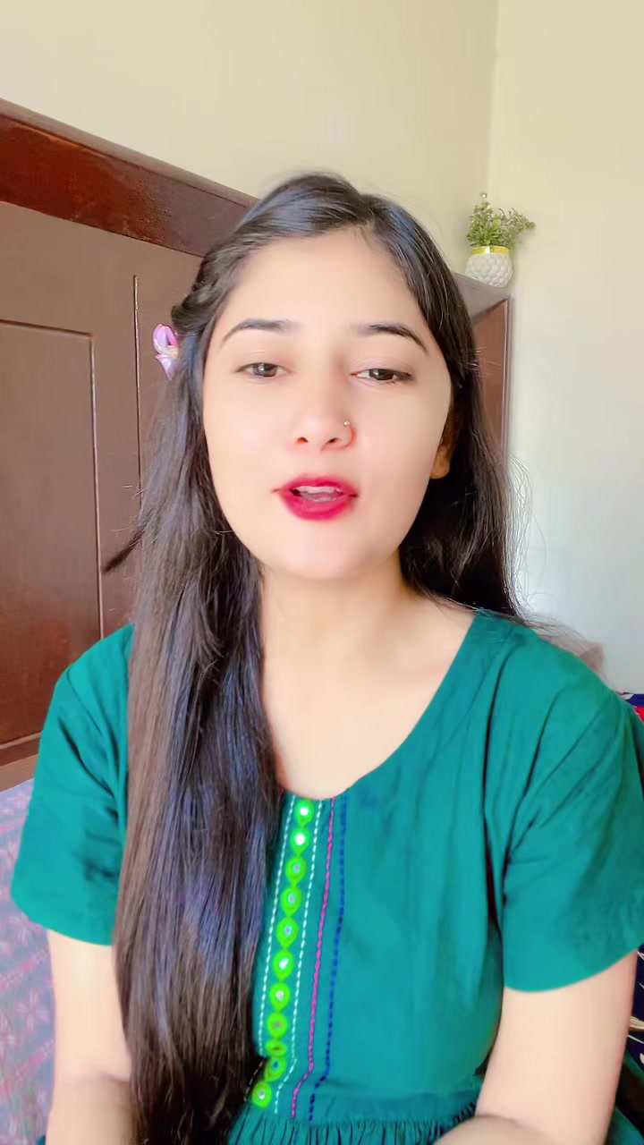 @𝐀𝐟𝐬𝐡𝐚 𝐊𝐡𝐚𝐧