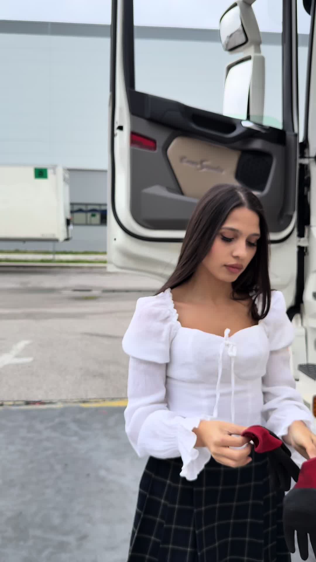 @R O X 🚛🌻