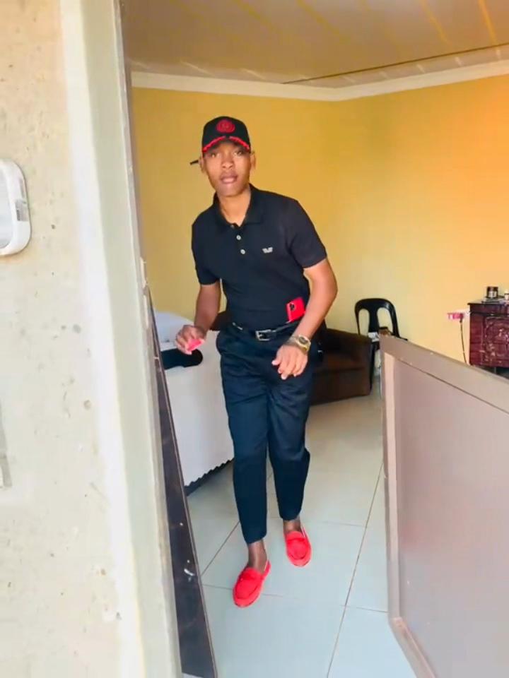 @Sphephel⭕️ Nkomonde