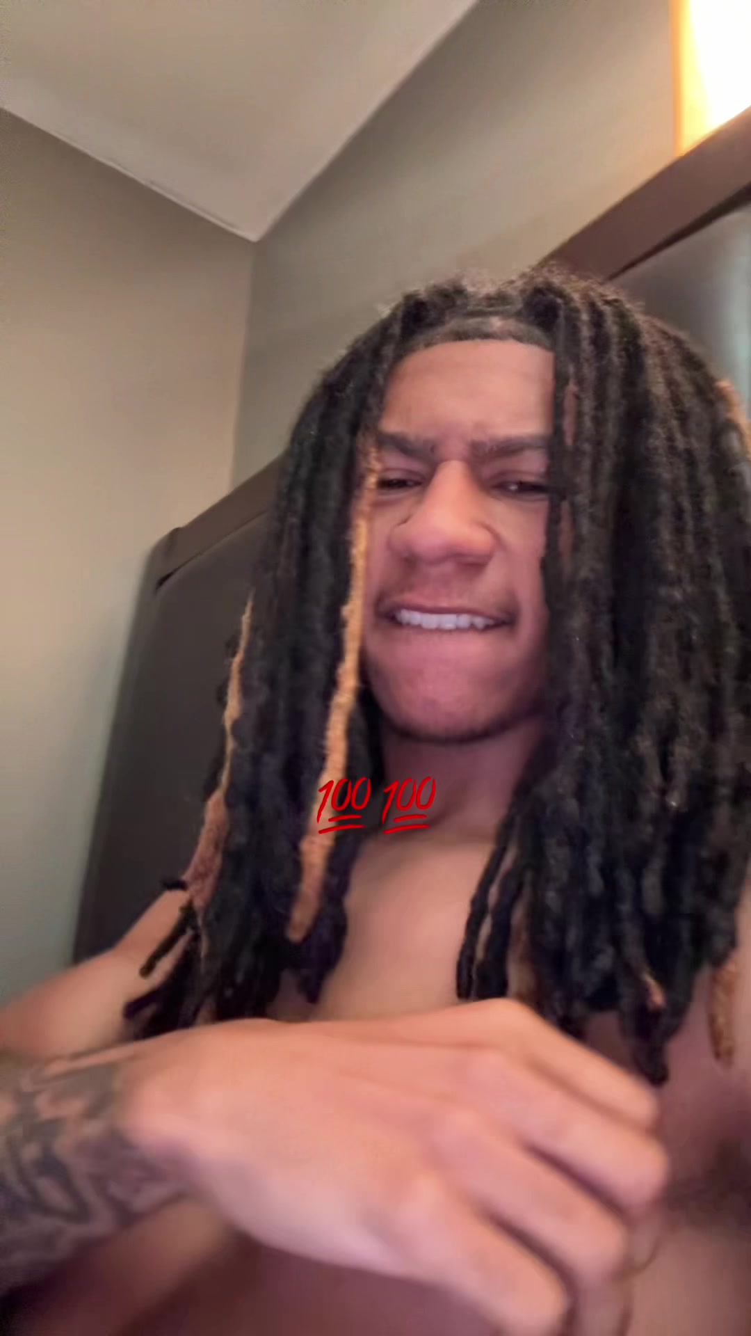 @Jadqqn