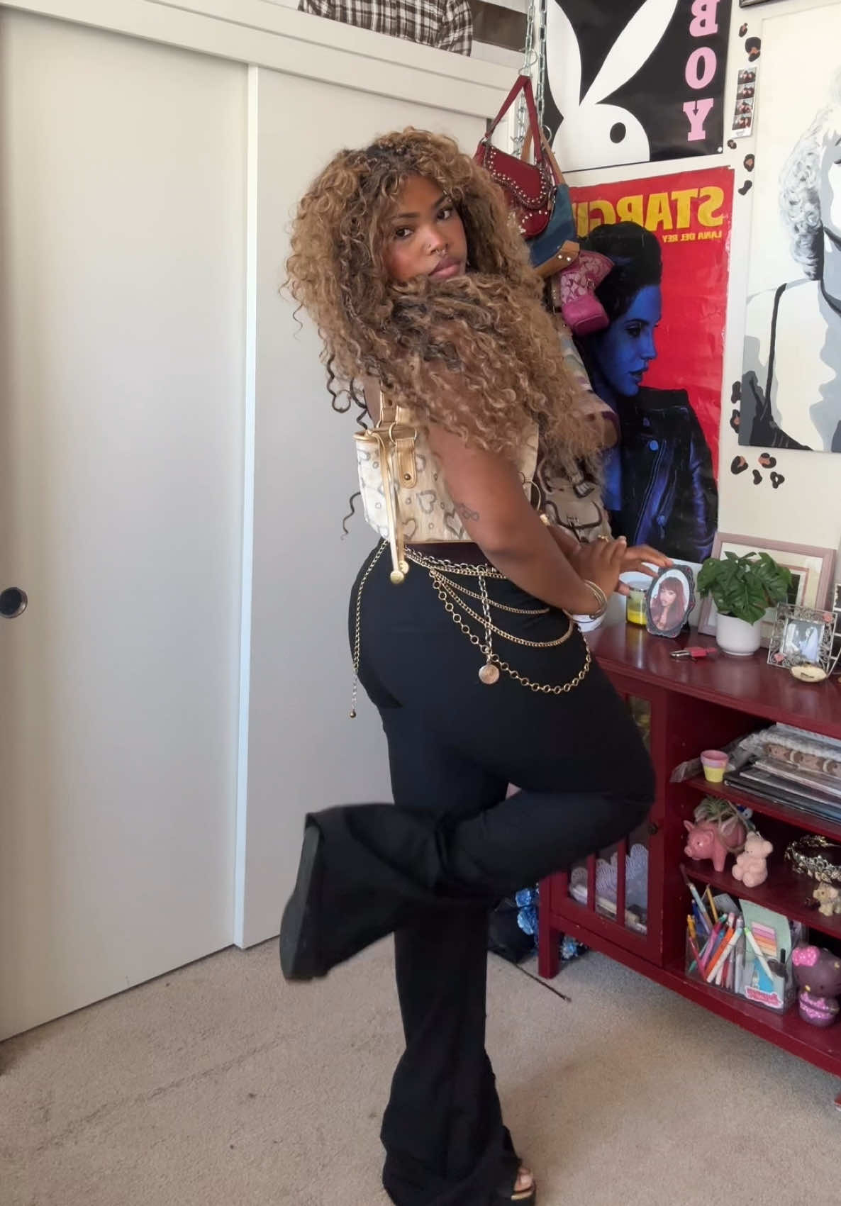 @loveronnie