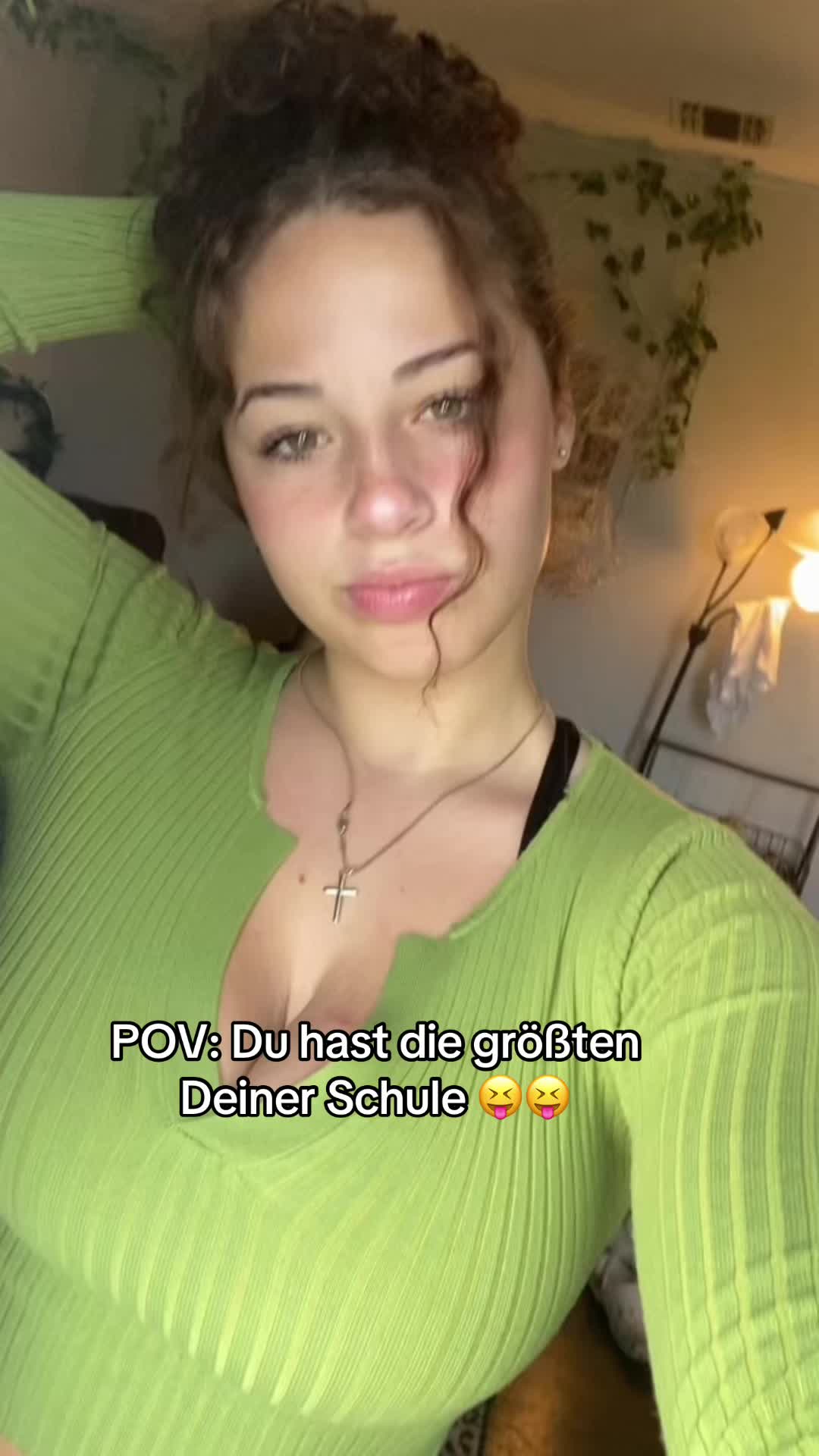 @😺