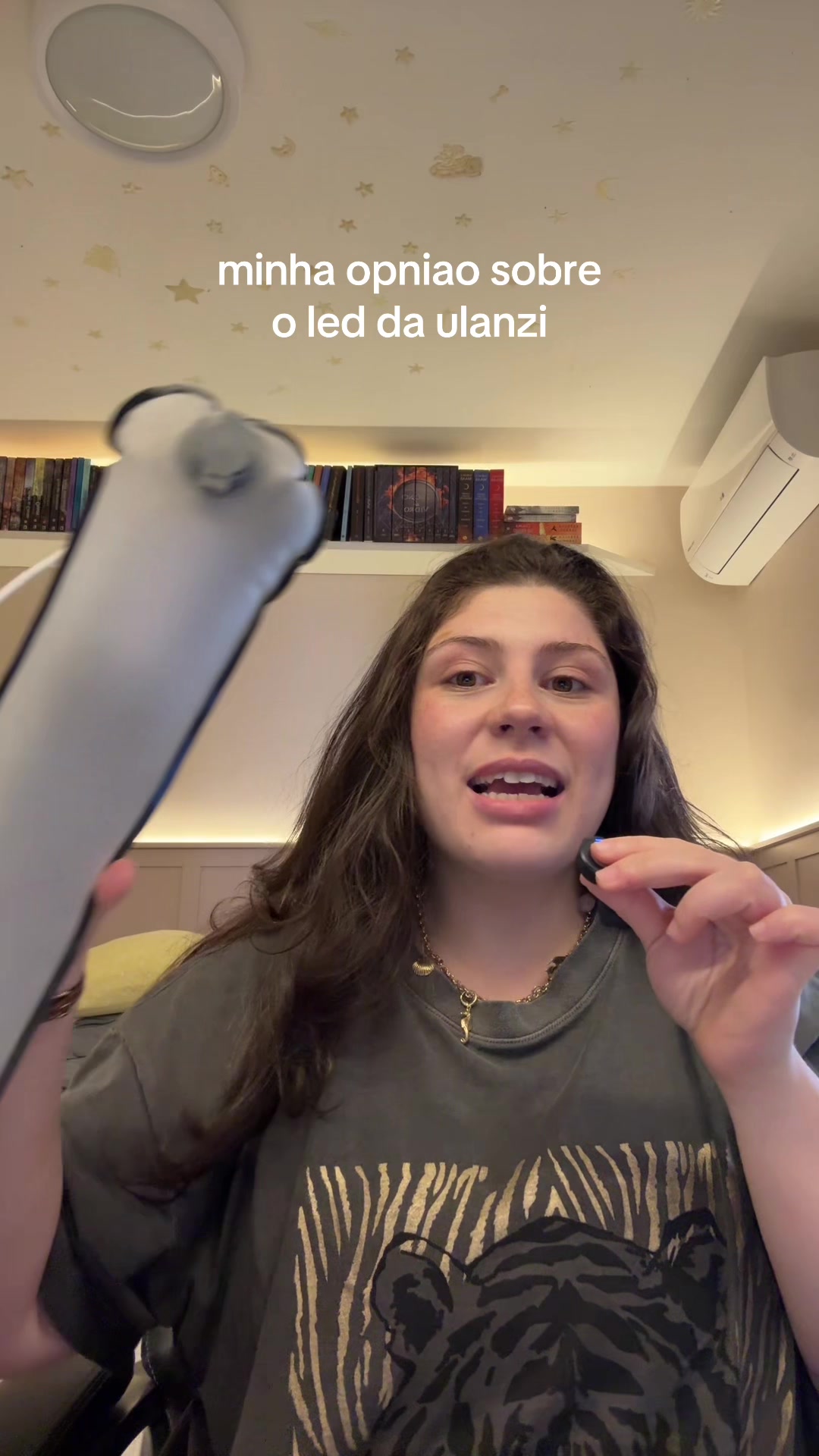 @lauratuttman