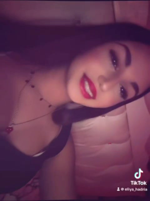 @𝑳𝒊𝒓 𝑯𝒂𝒚𝒖𝒏💋