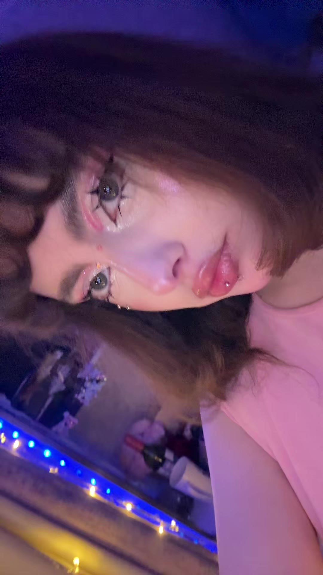@🪽