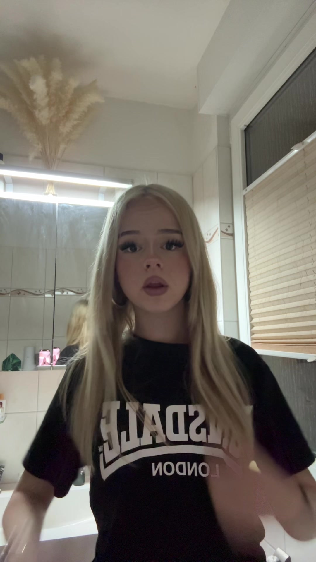 @𝓝𝓮𝓮𝓵𝓮