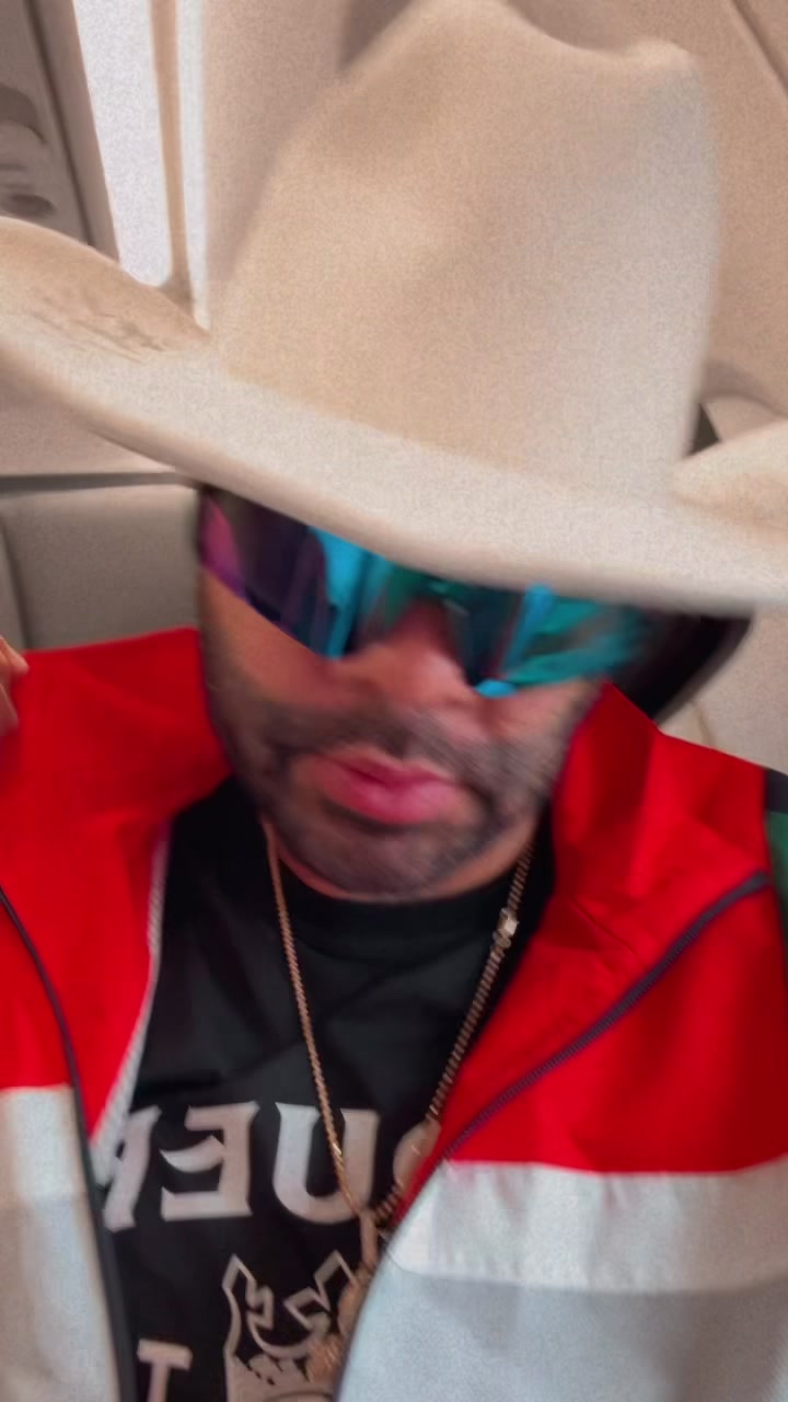 @#MariachiBudda