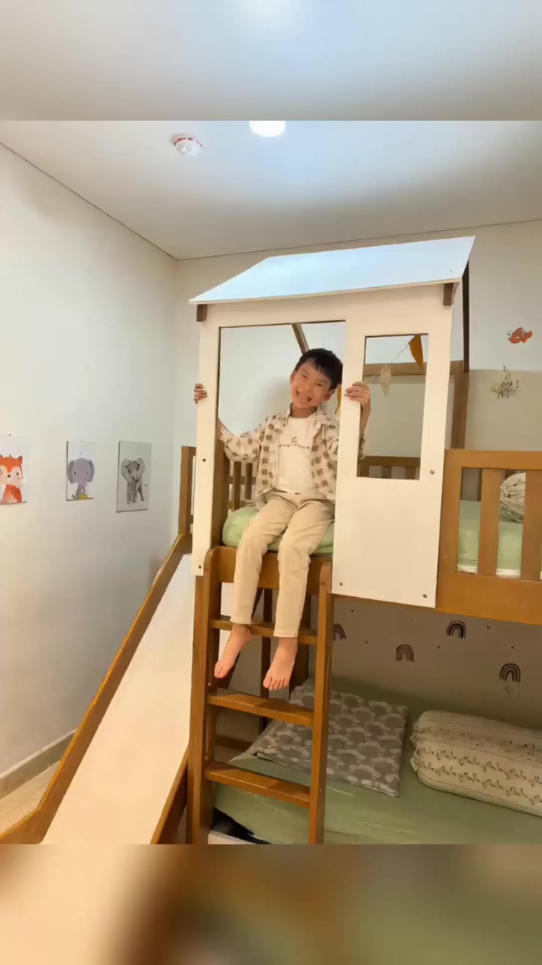 @Nana