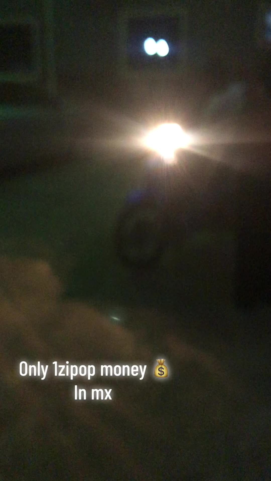 @zipop the light 💡💡💡💸💵💰