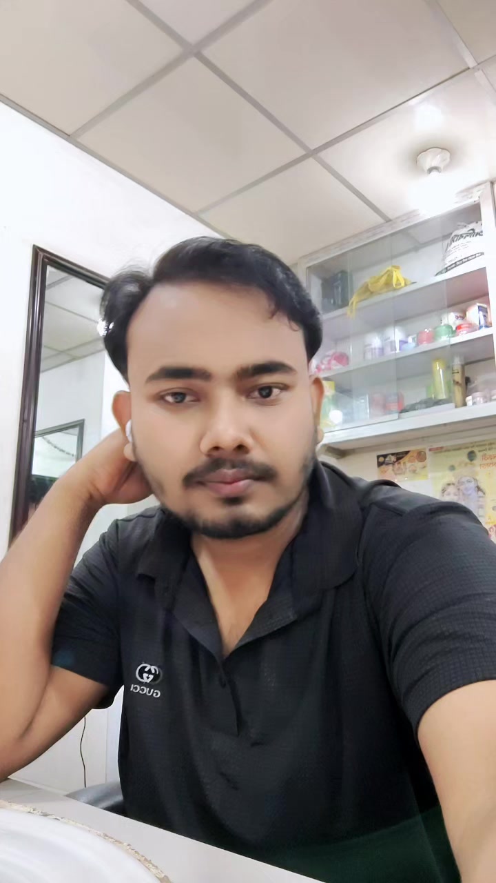 @🇧🇩 𝙍𝙖𝙝𝙪𝙡'🤍