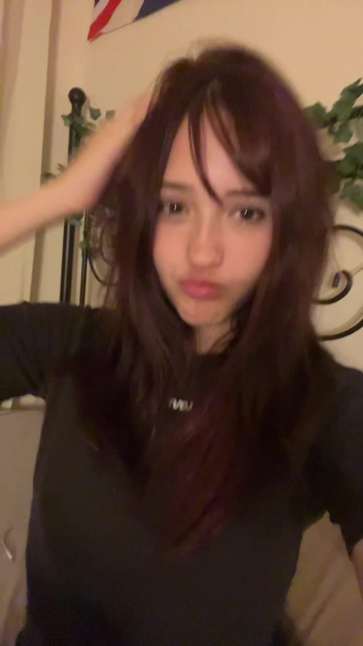 @darealnaia