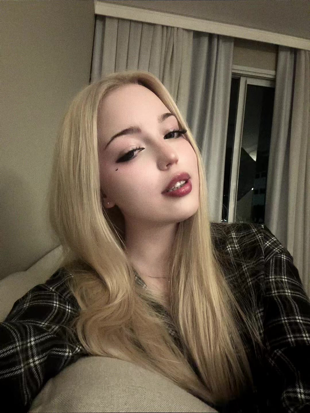 @jennyxxkitty