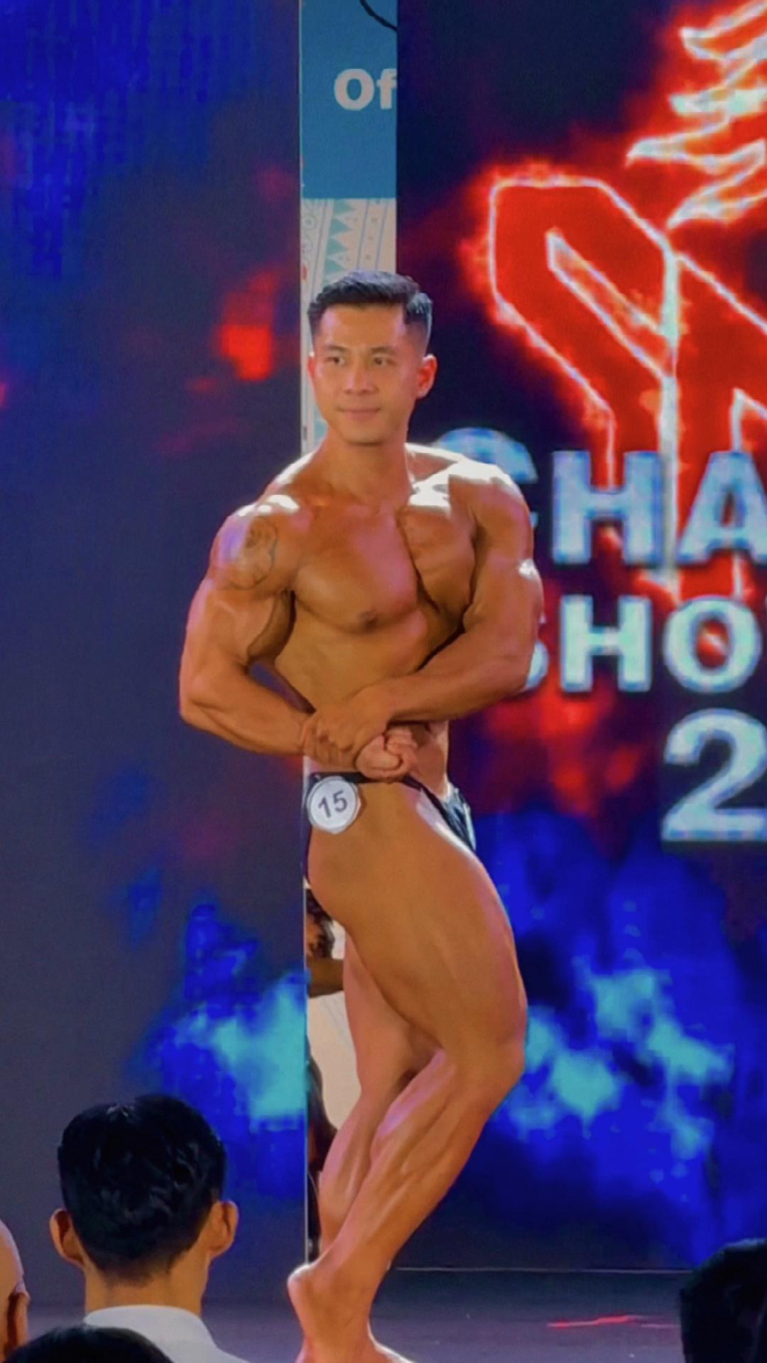 @Miền núi tập tạ