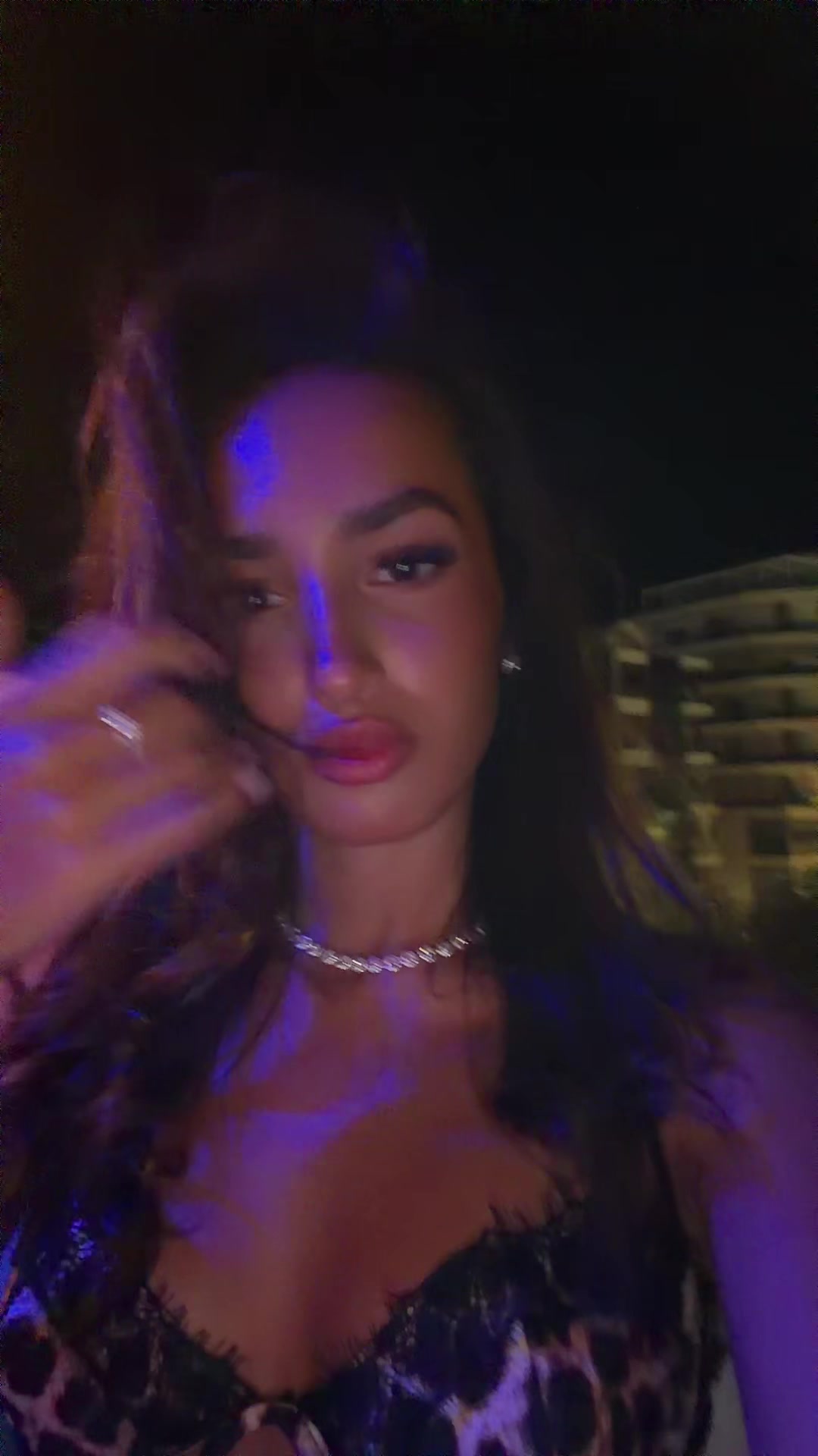 @GB