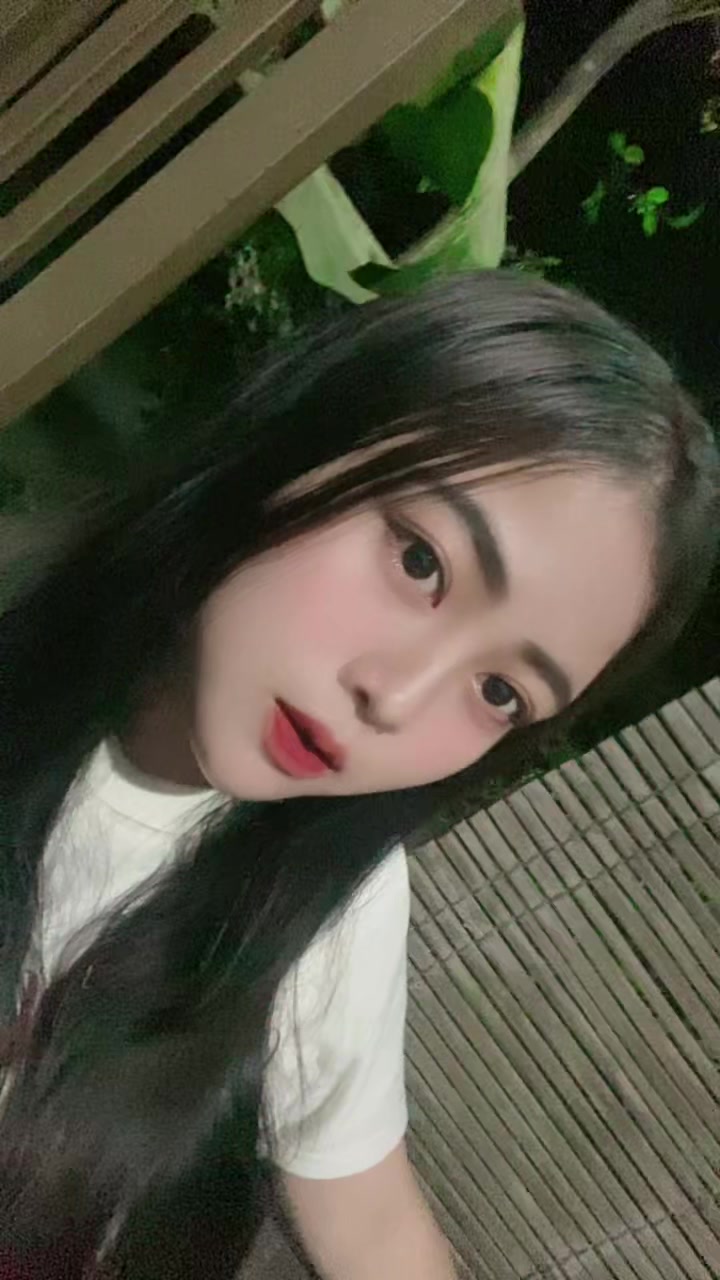 @Redvelvett🦋