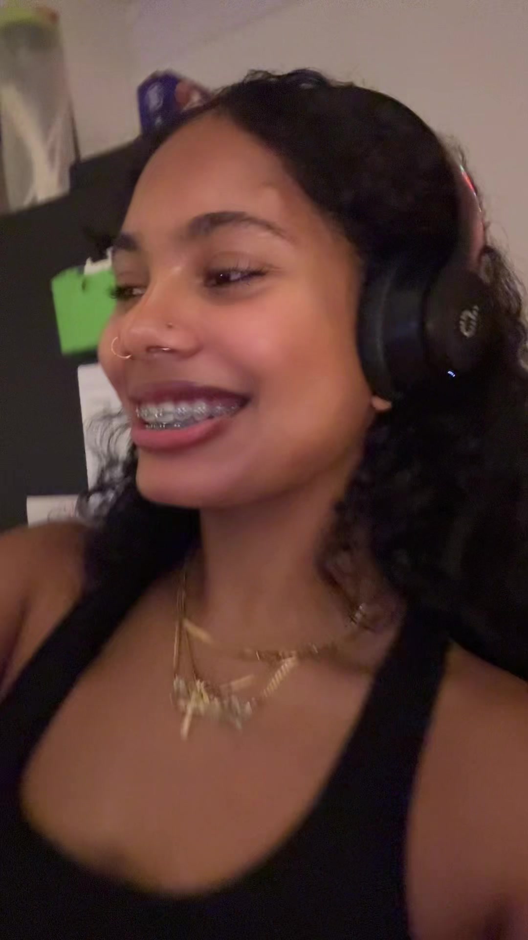 @nicoleee<3