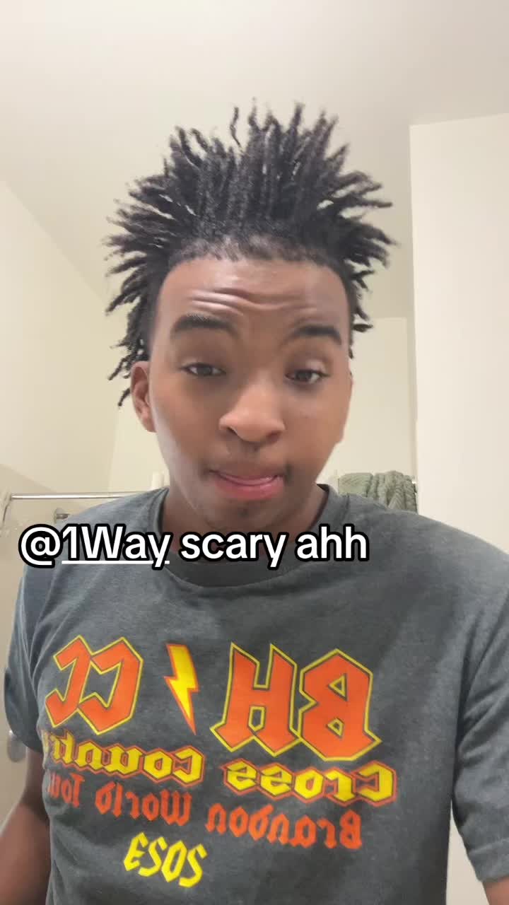 @Al!C🐓