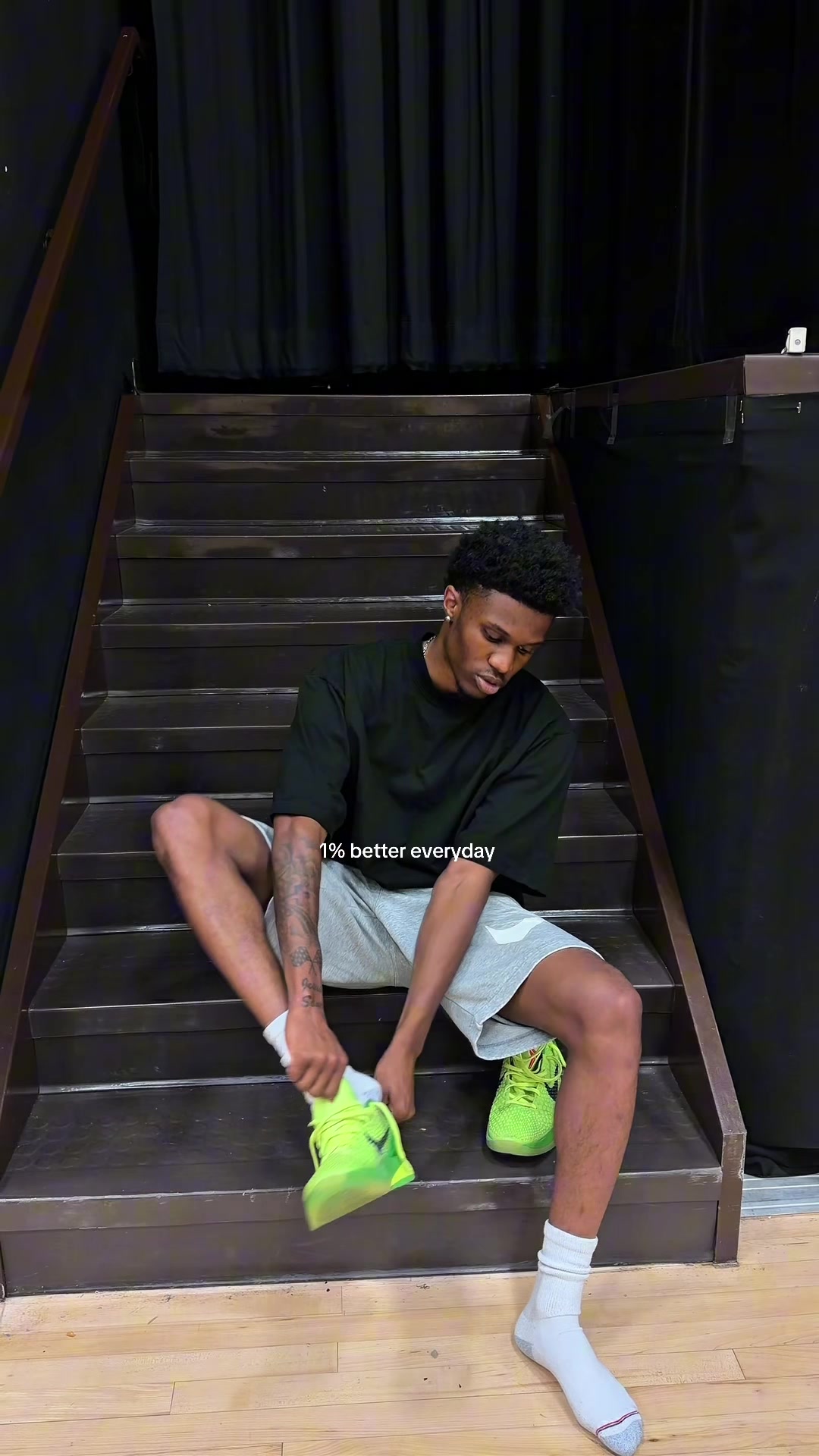@3