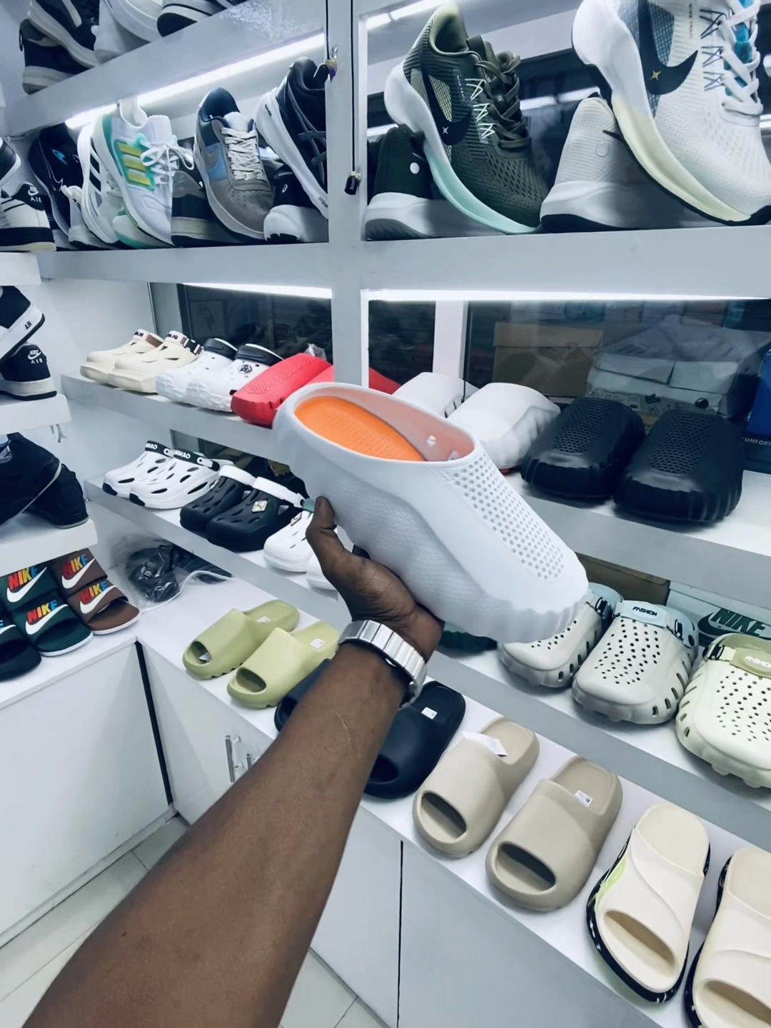 @srshoes