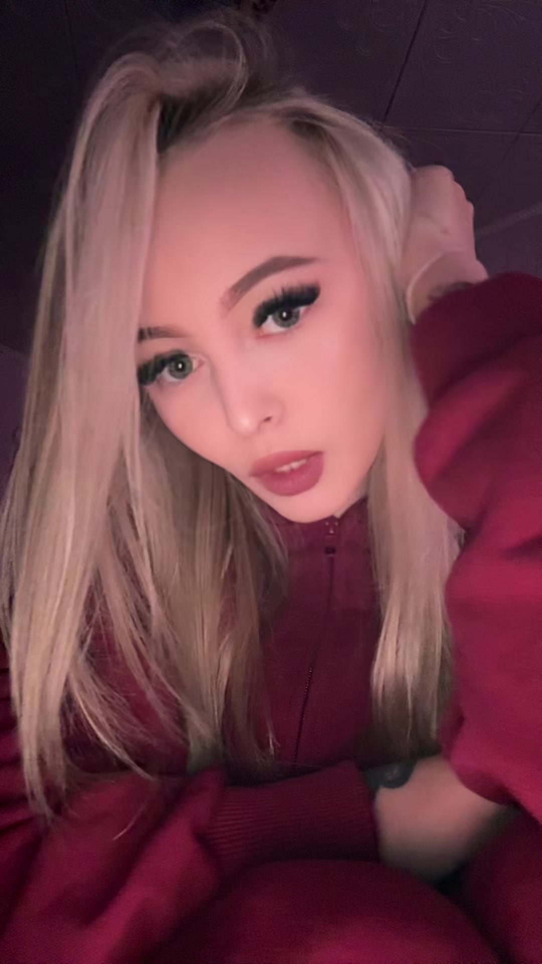 @missviklyy