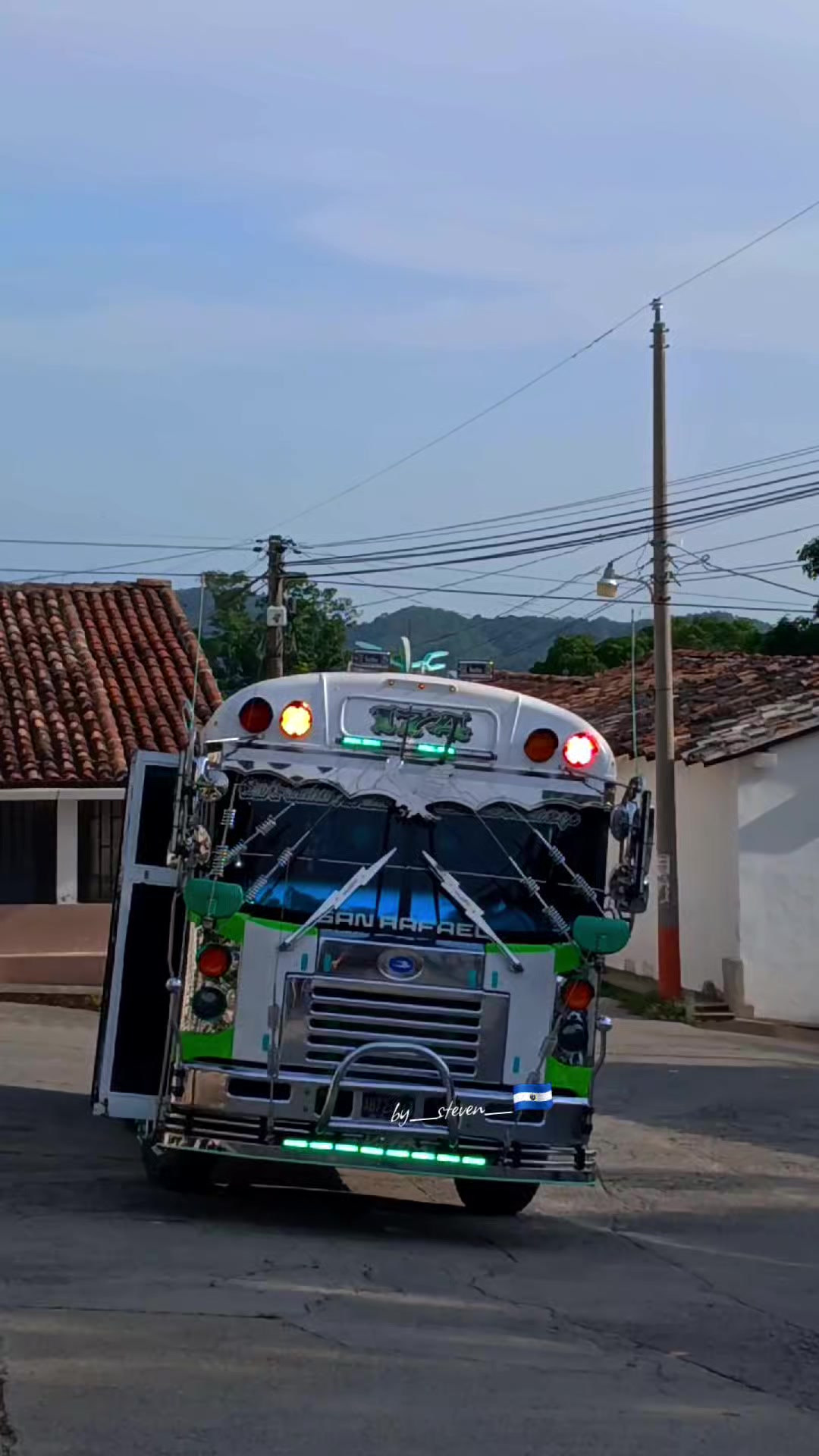 @𝓫𝔂_𝓼𝓽𝓮𝓿𝓮𝓷_🇸🇻