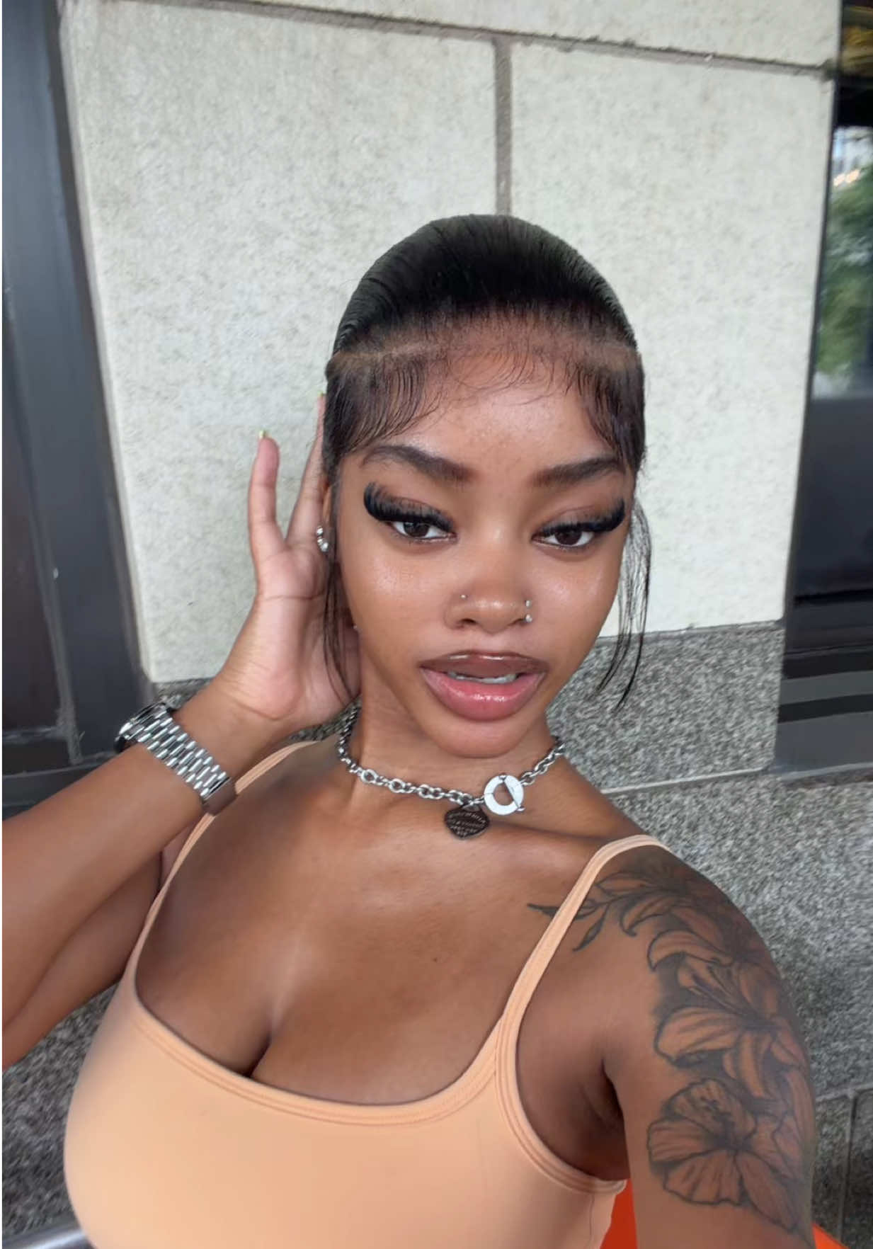 @ItsEssence🥥