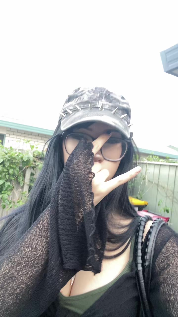 @🧟&zwj;♀️🪷