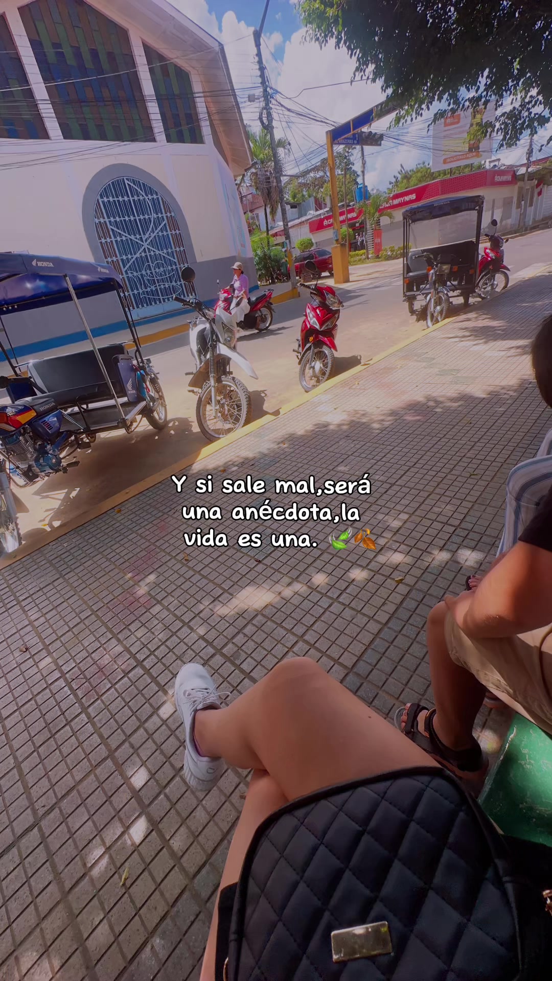 @Karinadelaguila