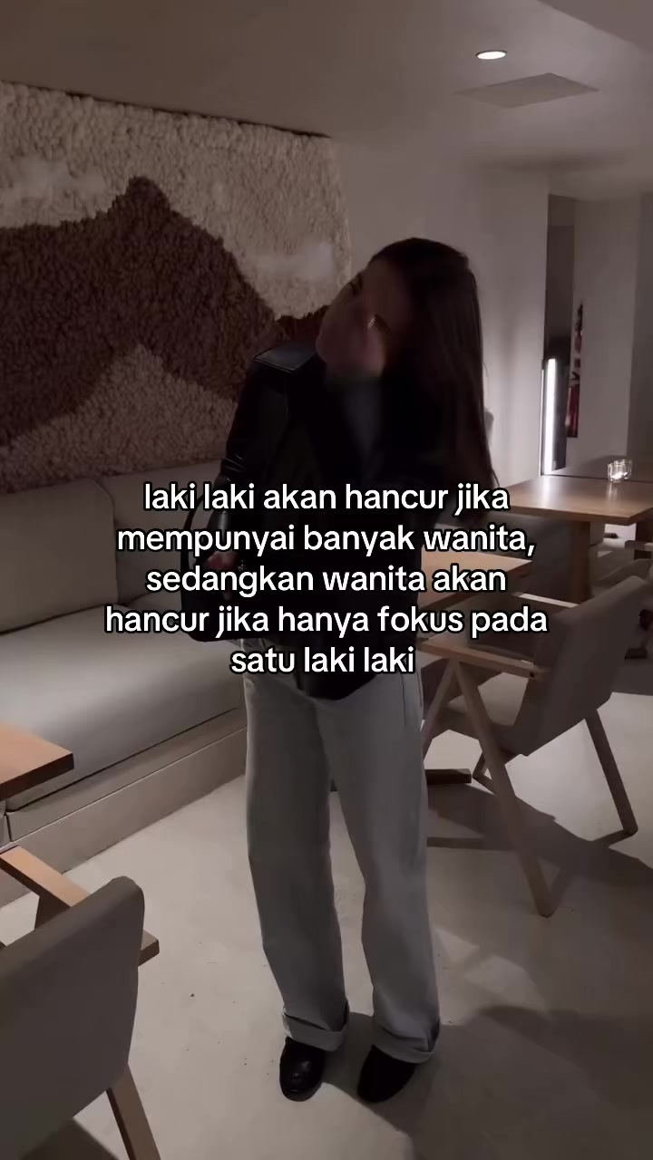 @Mena Azura