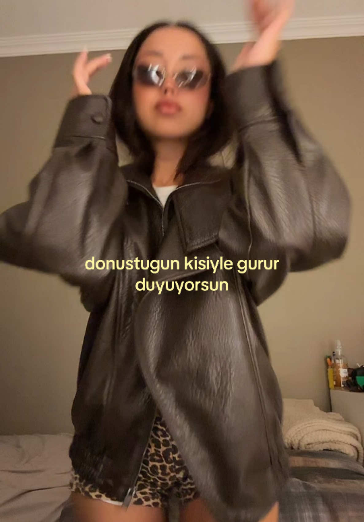@999