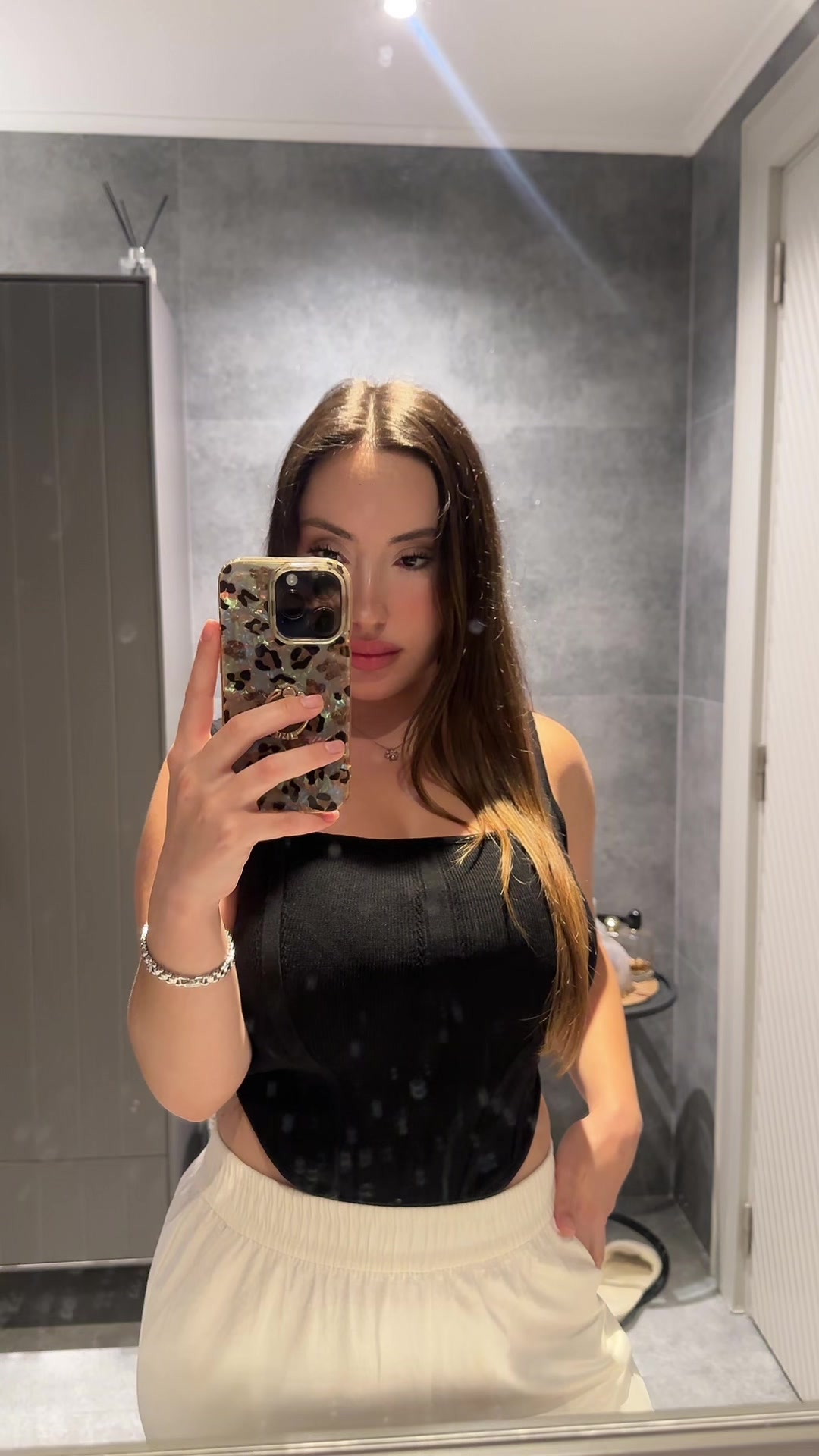 @Nehir Ko&ccedil;