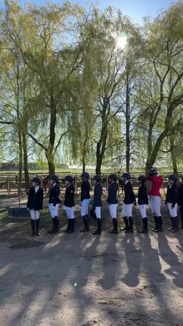 @КК "Фриз"🏇
