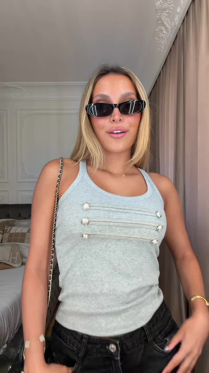 @Corinne Pino