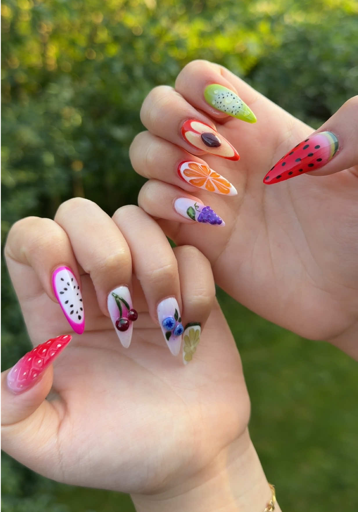 @velvet nails kw