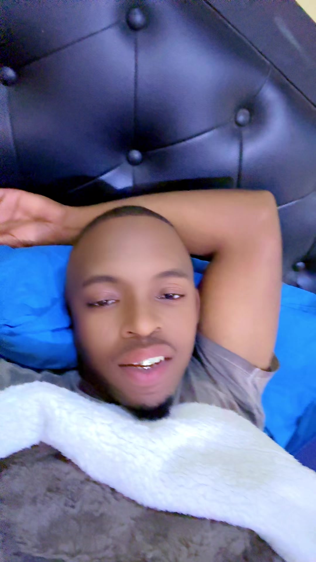 @Thabiso Kunene🇿🇦