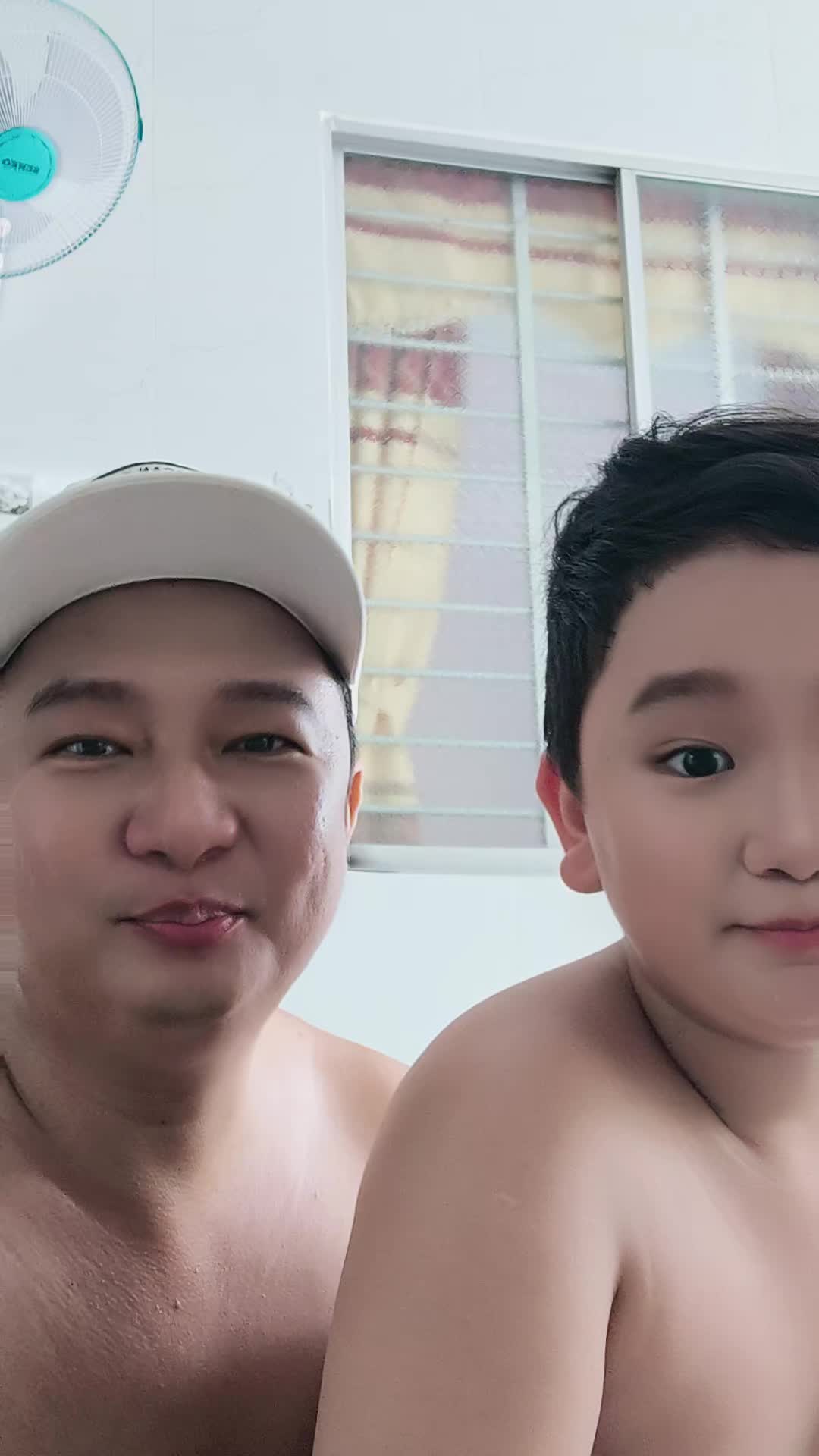 @Quốc Kh&aacute;nh