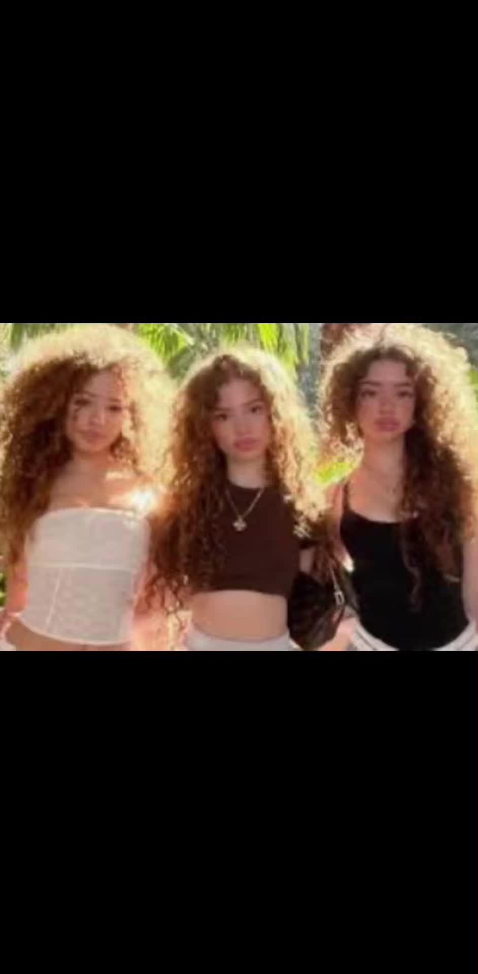 @Kalogeras sisters fanpage(ash)
