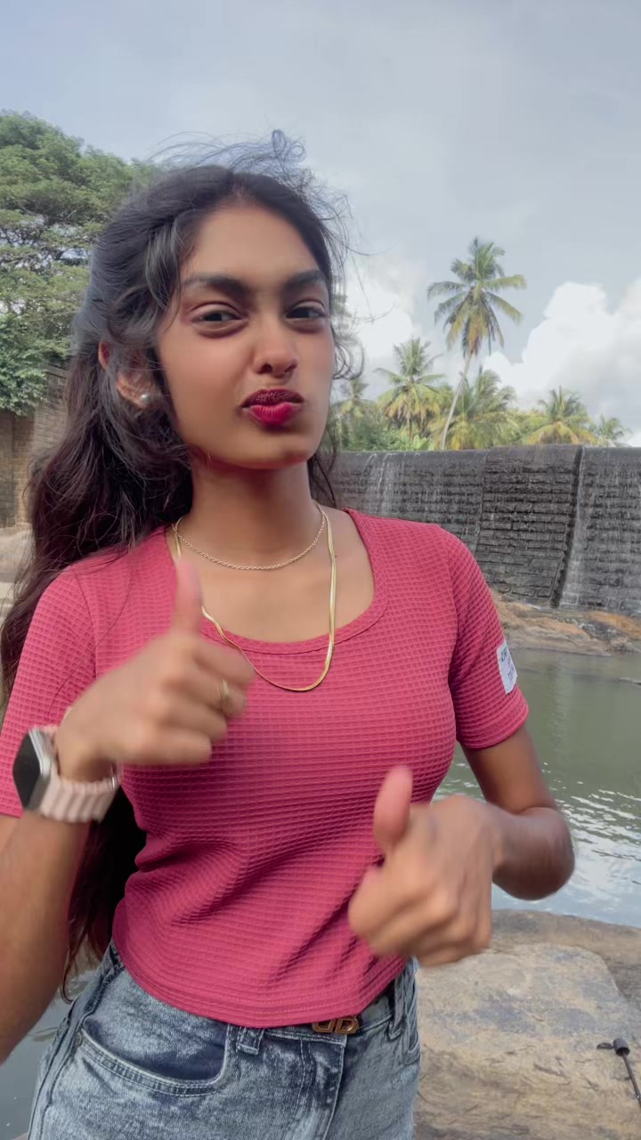 @𝓐𝓫𝓱𝓲 𝓰𝓲𝓻𝓵 🕊️❤️🩹