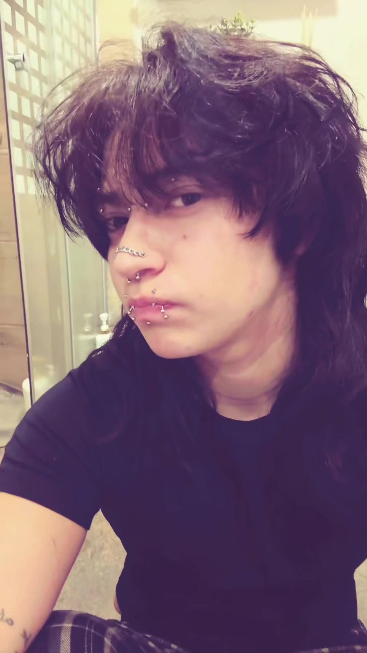 @𝑬𝒕𝒉𝒂𝒏🦇